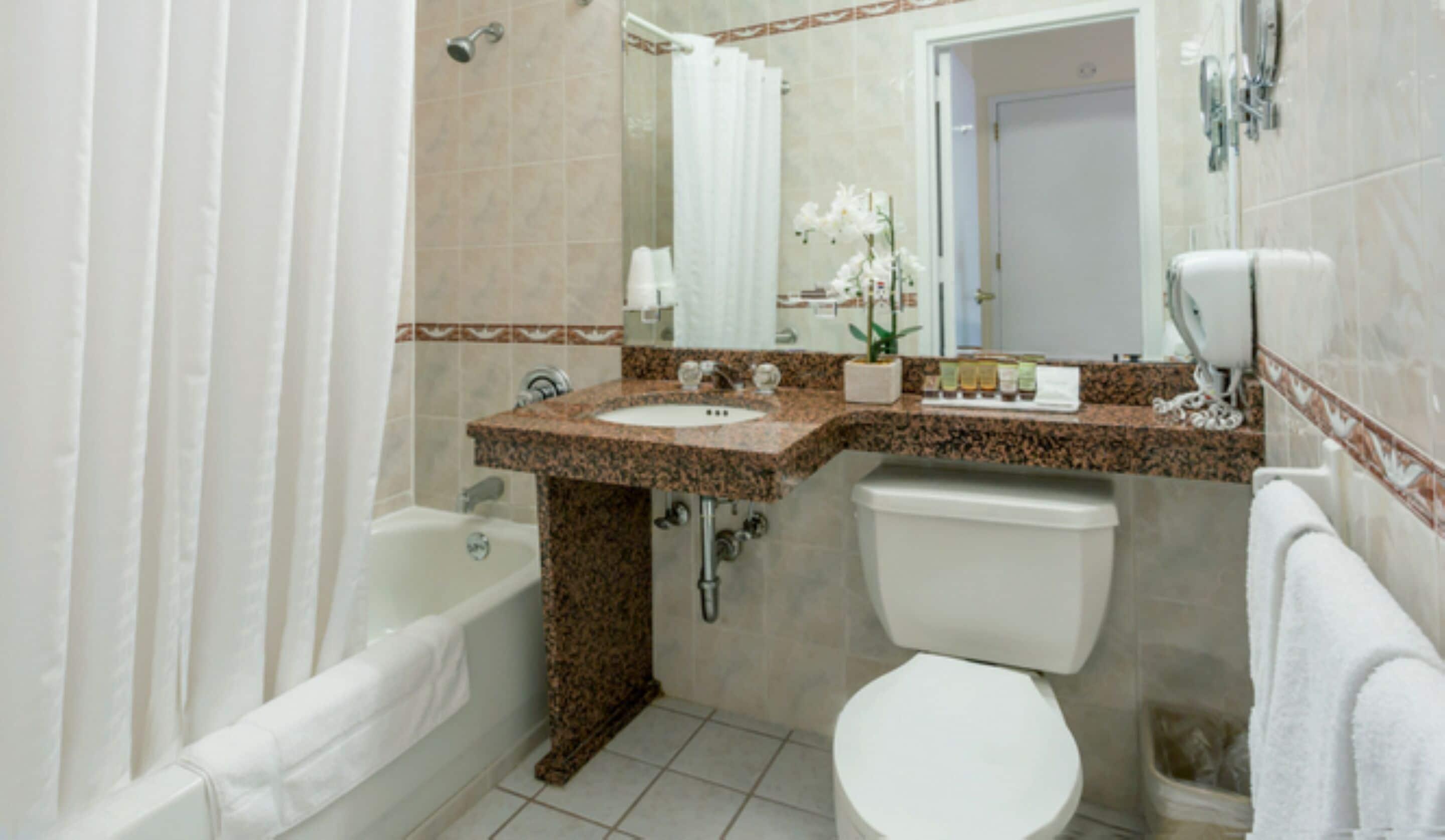 Chelsea Savoy 3*