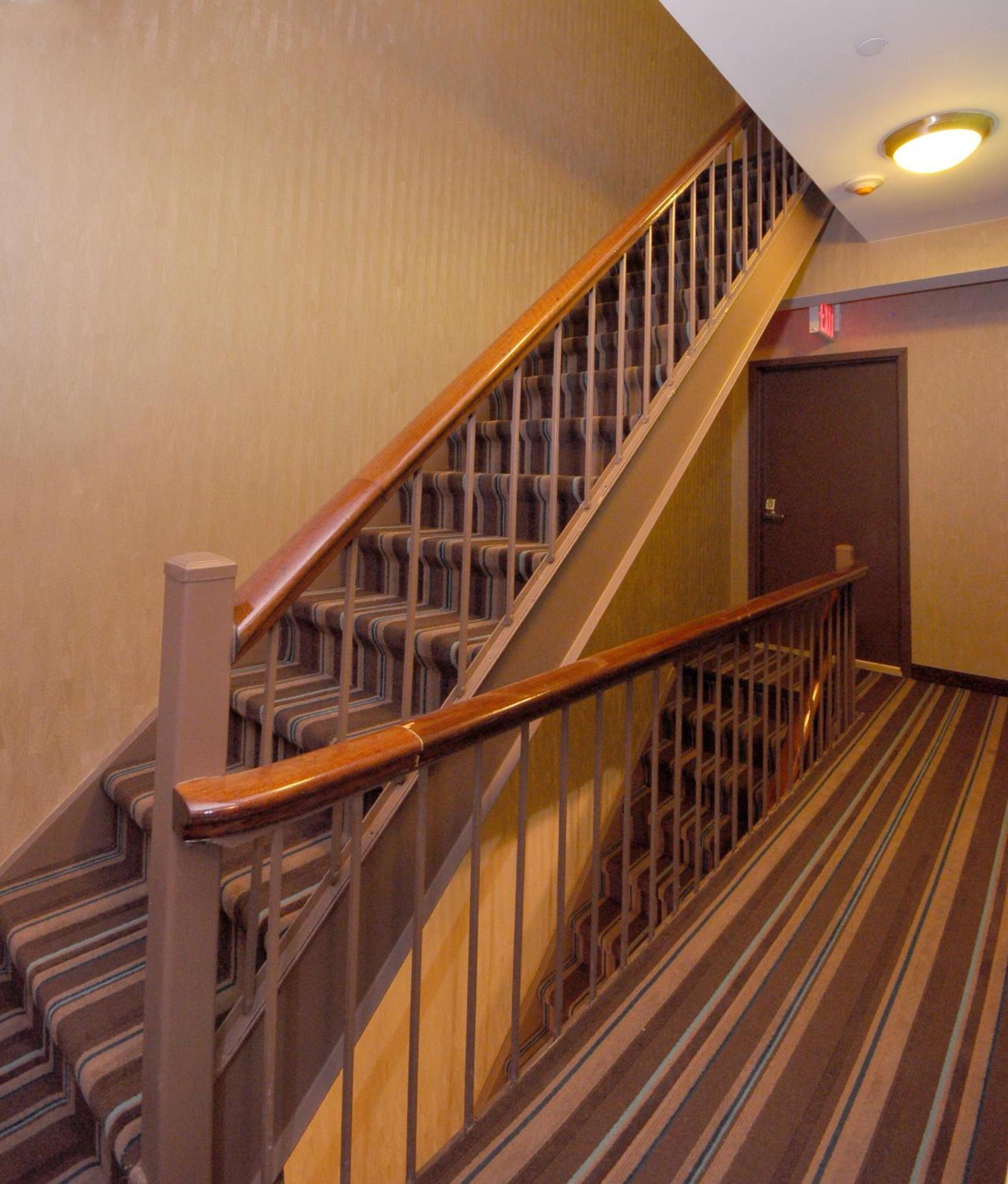 Five44 Hotel 3*