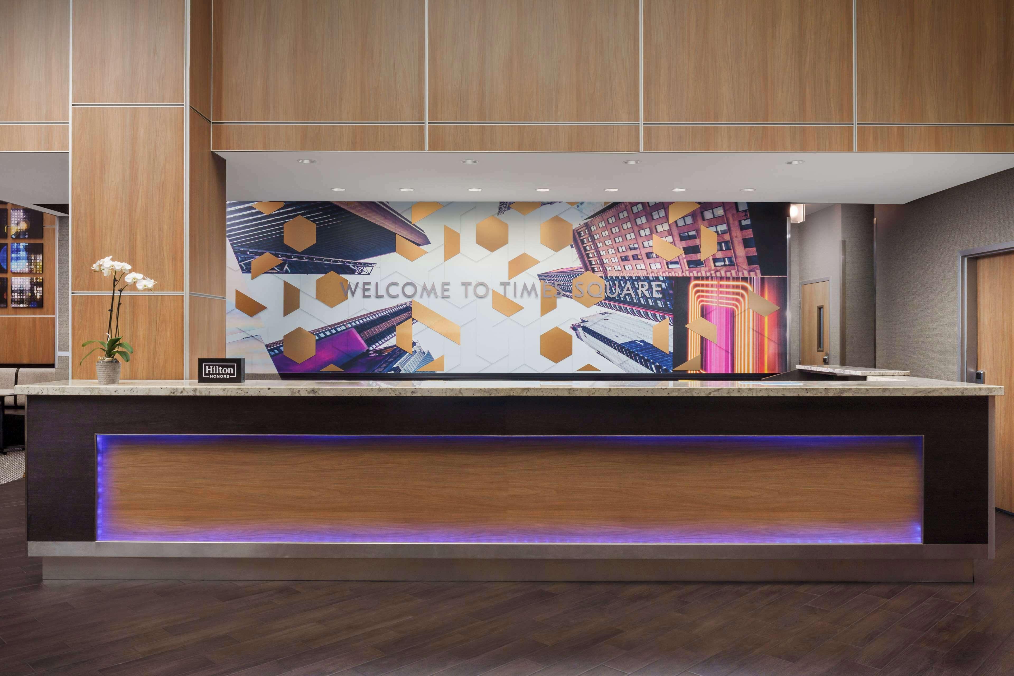 Hampton Times Square Hotel