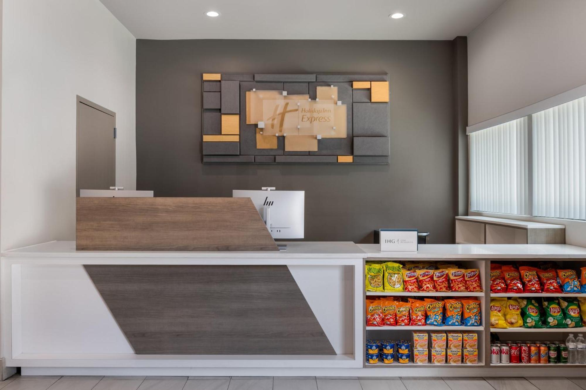 Express & Bronx - Zoo Area By Ihg 2* New York