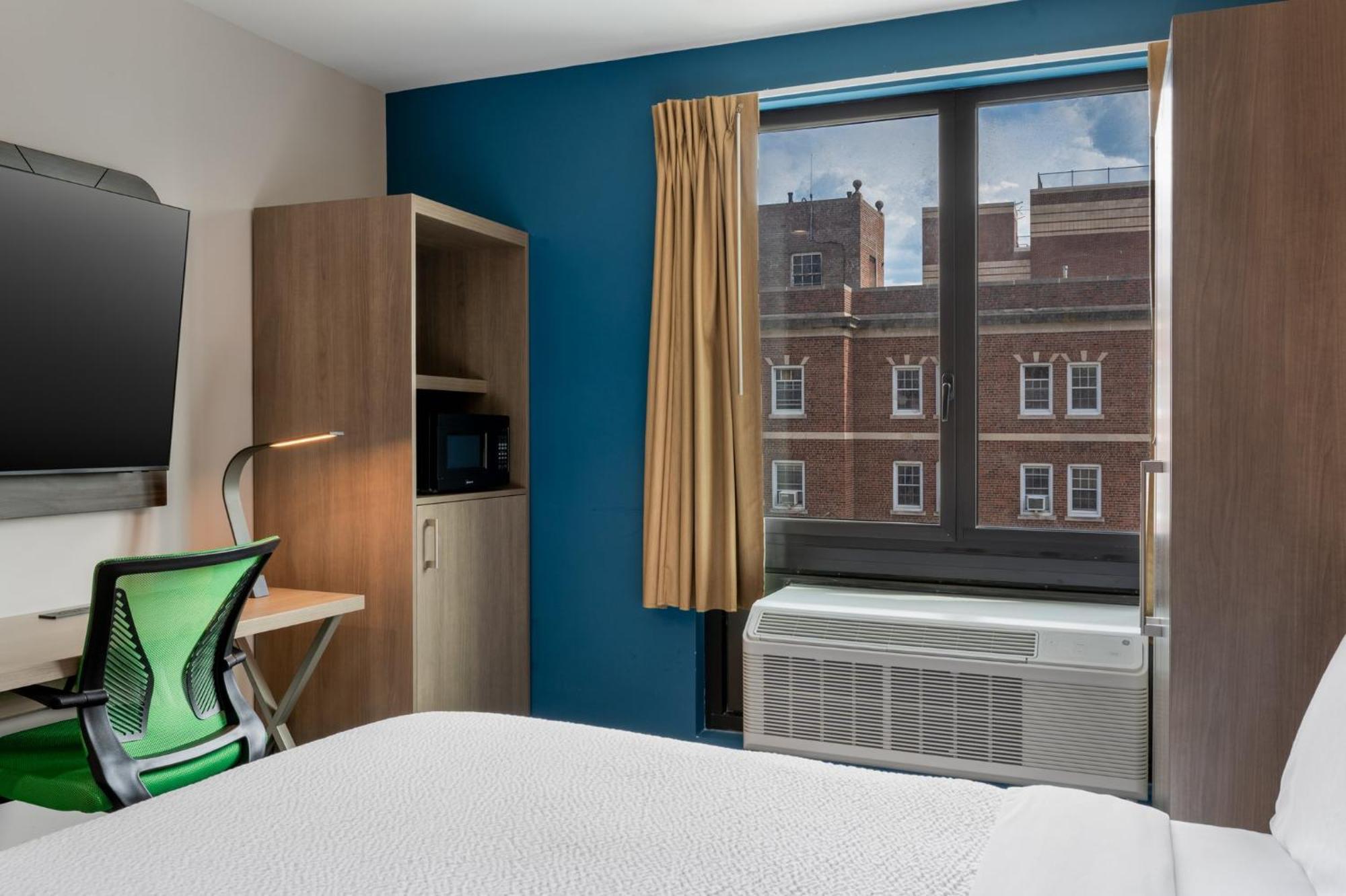 Express & Bronx - Zoo Area By Ihg New York