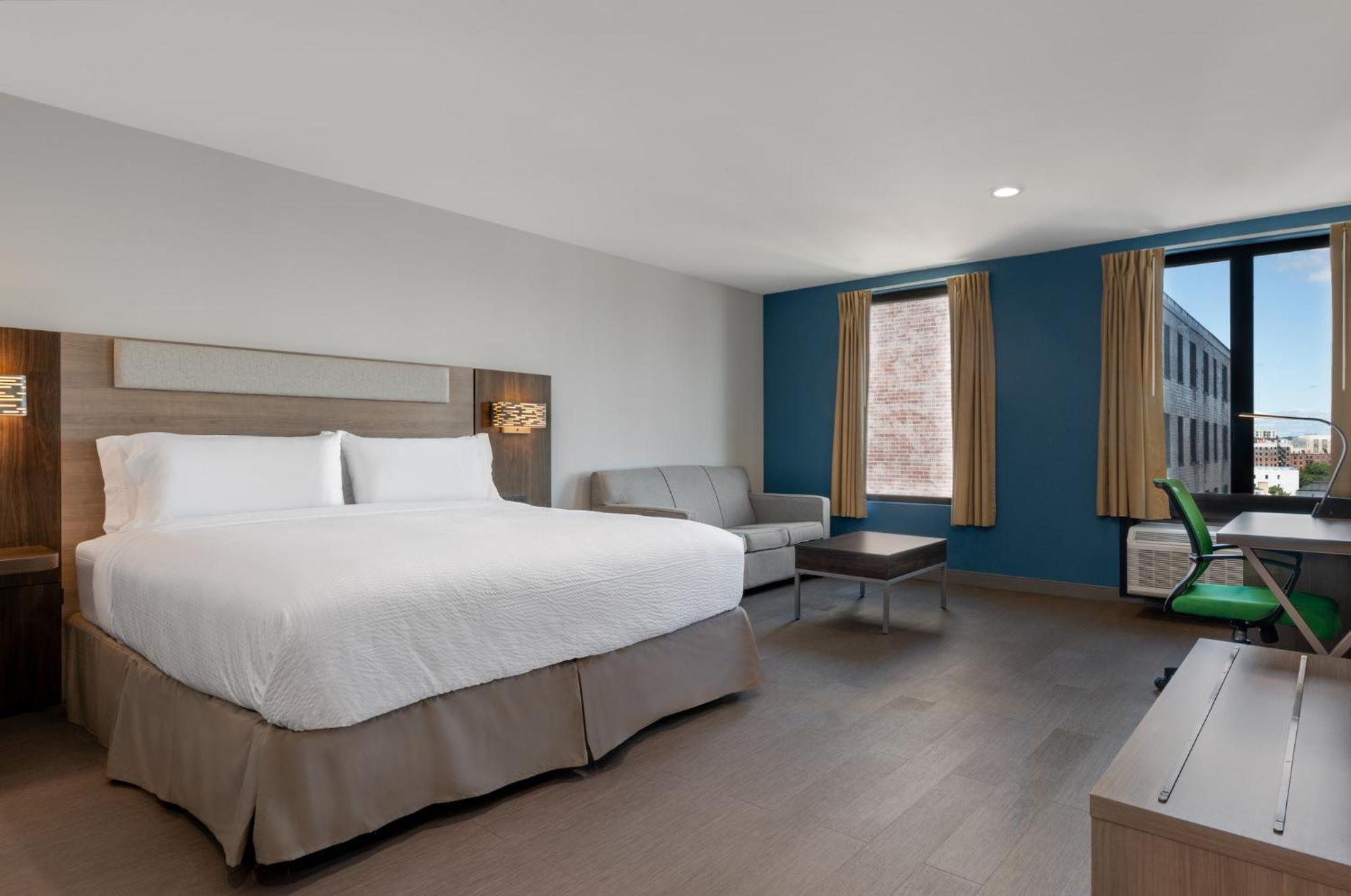 Express & Bronx - Zoo Area By Ihg Hotel 2*