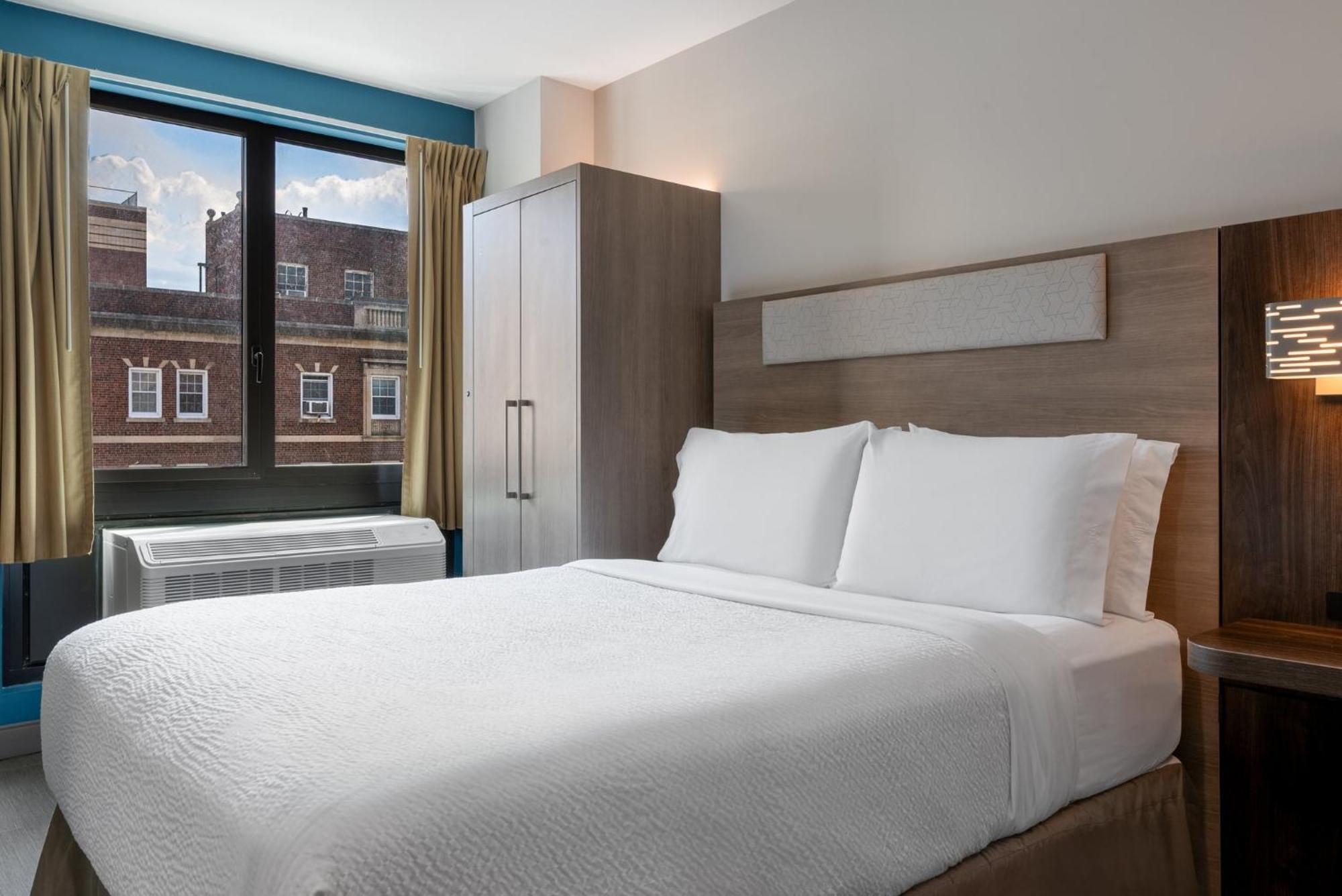 Hotel Express & Bronx - Zoo Area By Ihg 2*
