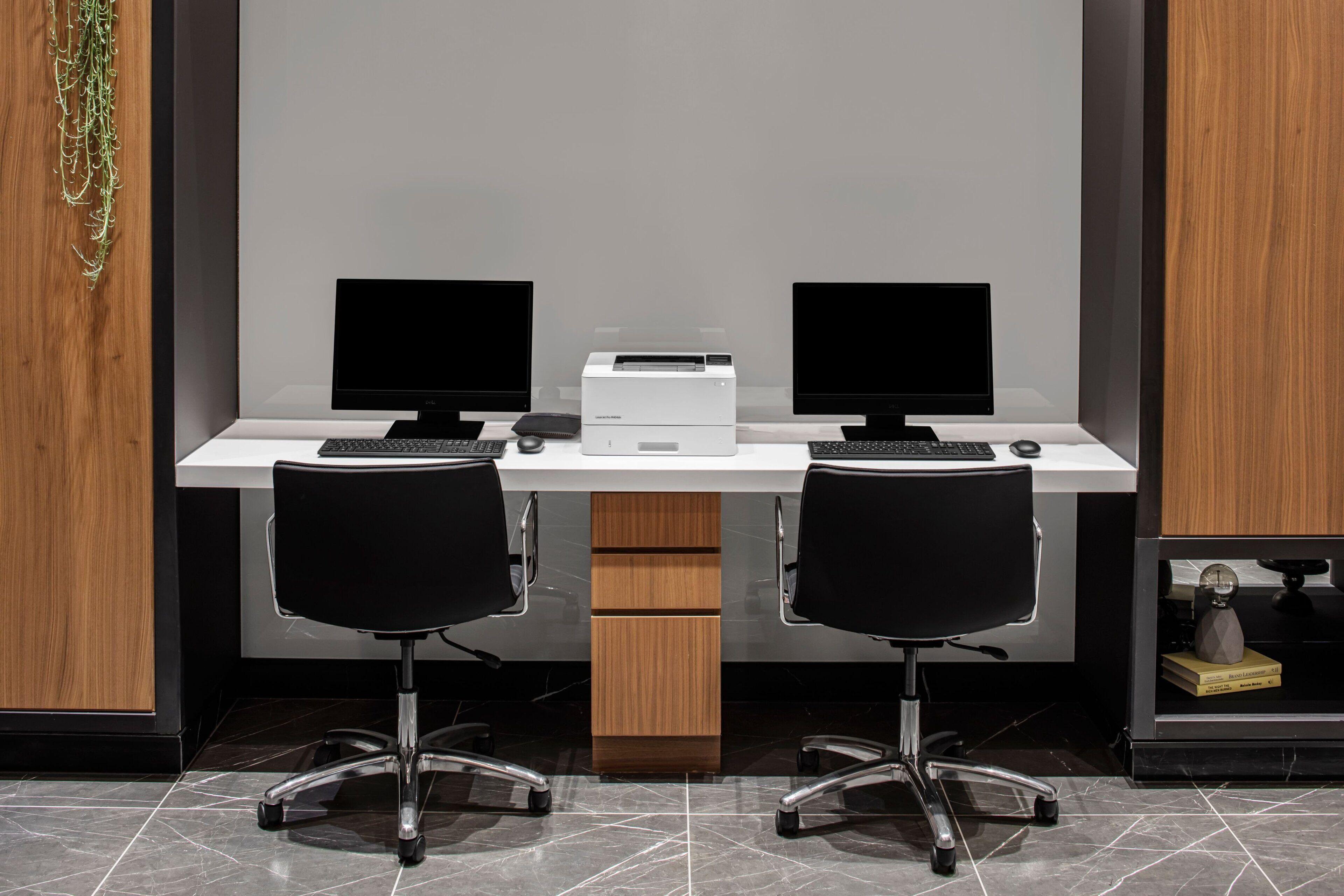 Four Points By Sheraton Flushing 4*