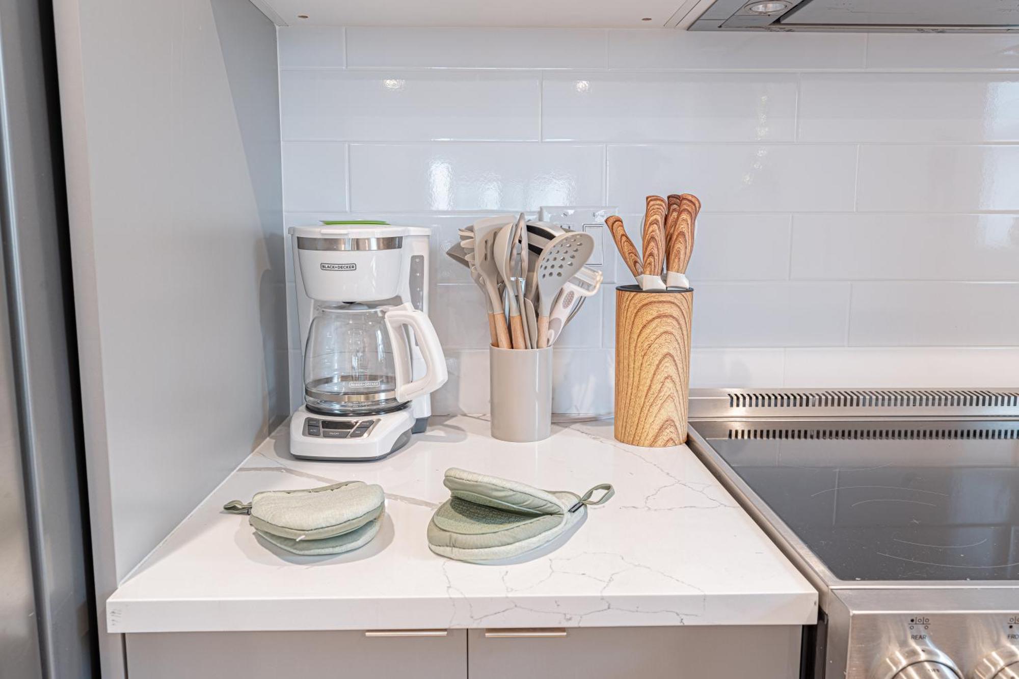 Scandinavian In Brooklyn W Balcony Near Park Apartment New York