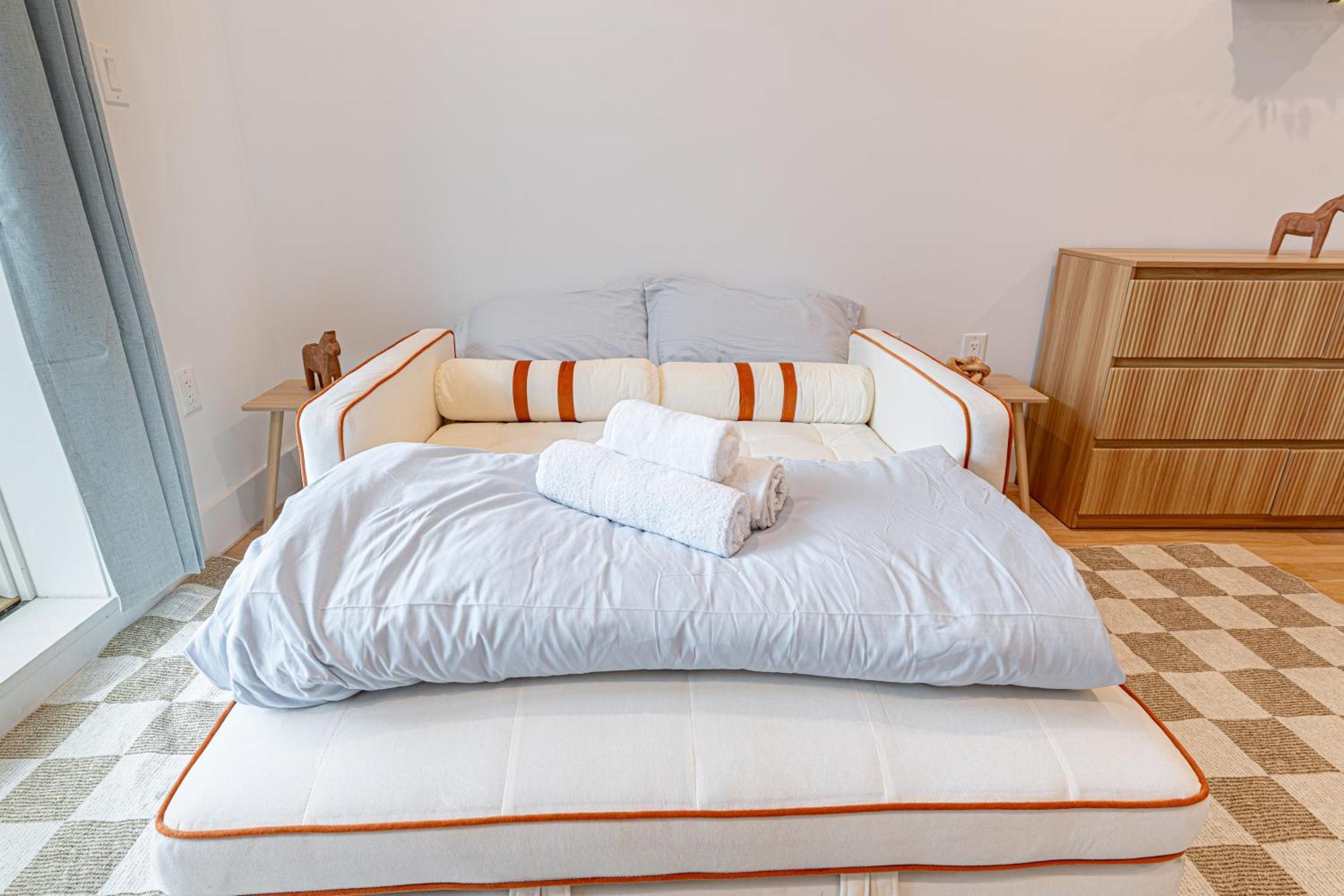 Apartment Scandinavian In Brooklyn W Balcony Near Park New York