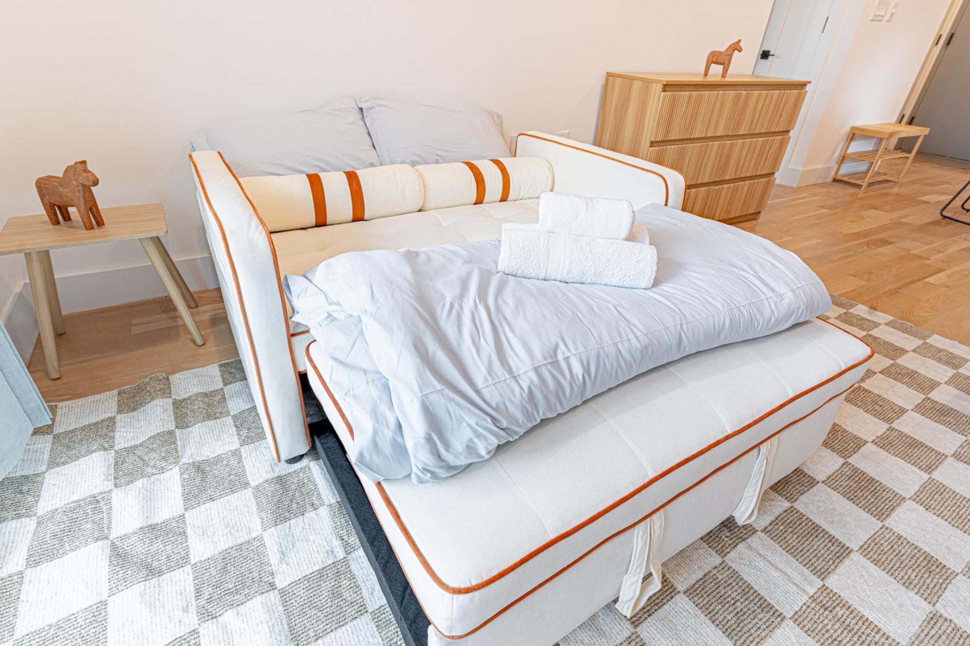 Apartment Scandinavian In Brooklyn W Balcony Near Park New York