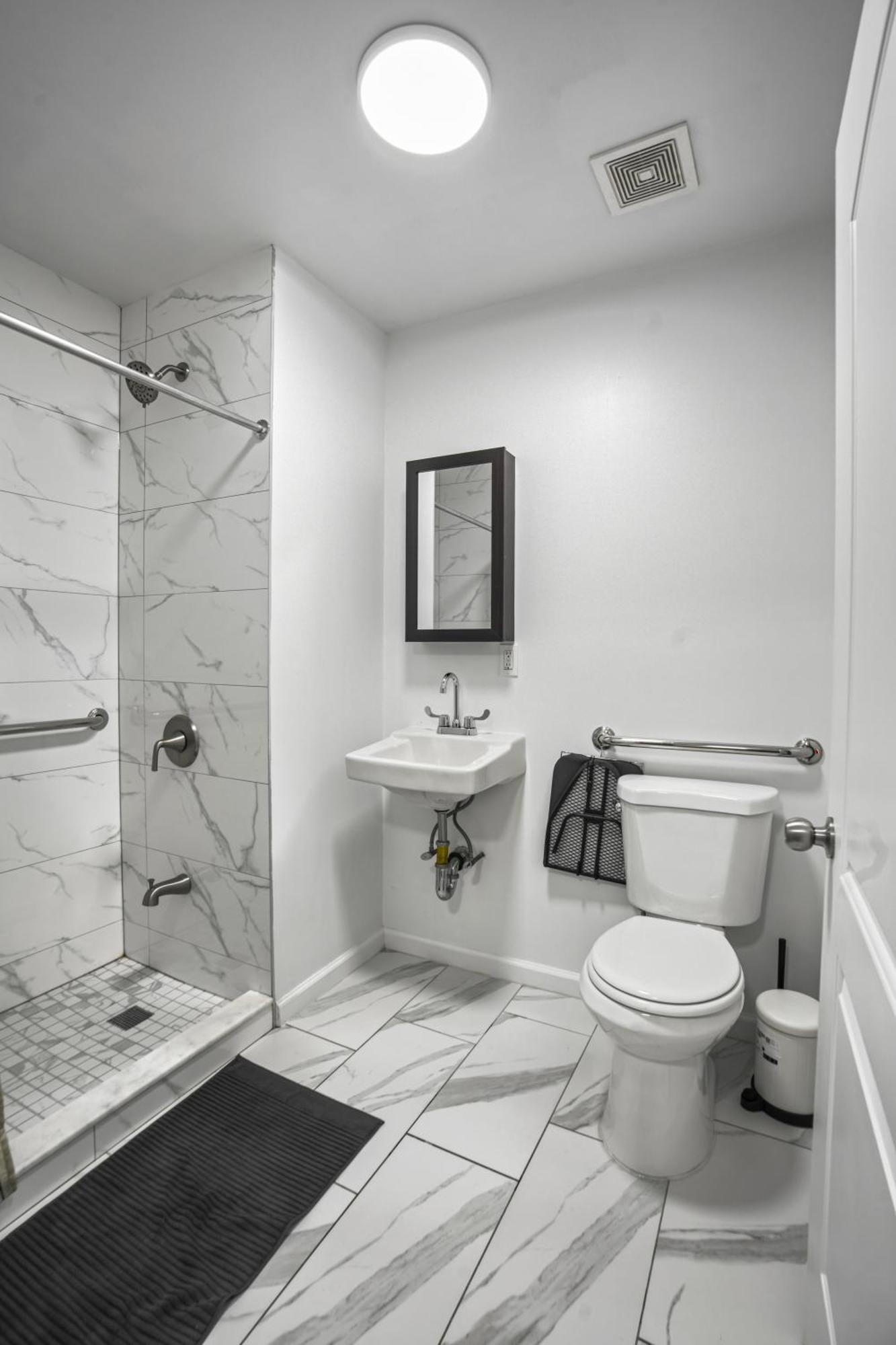 Apartment Homelike In The Heart Of China Town