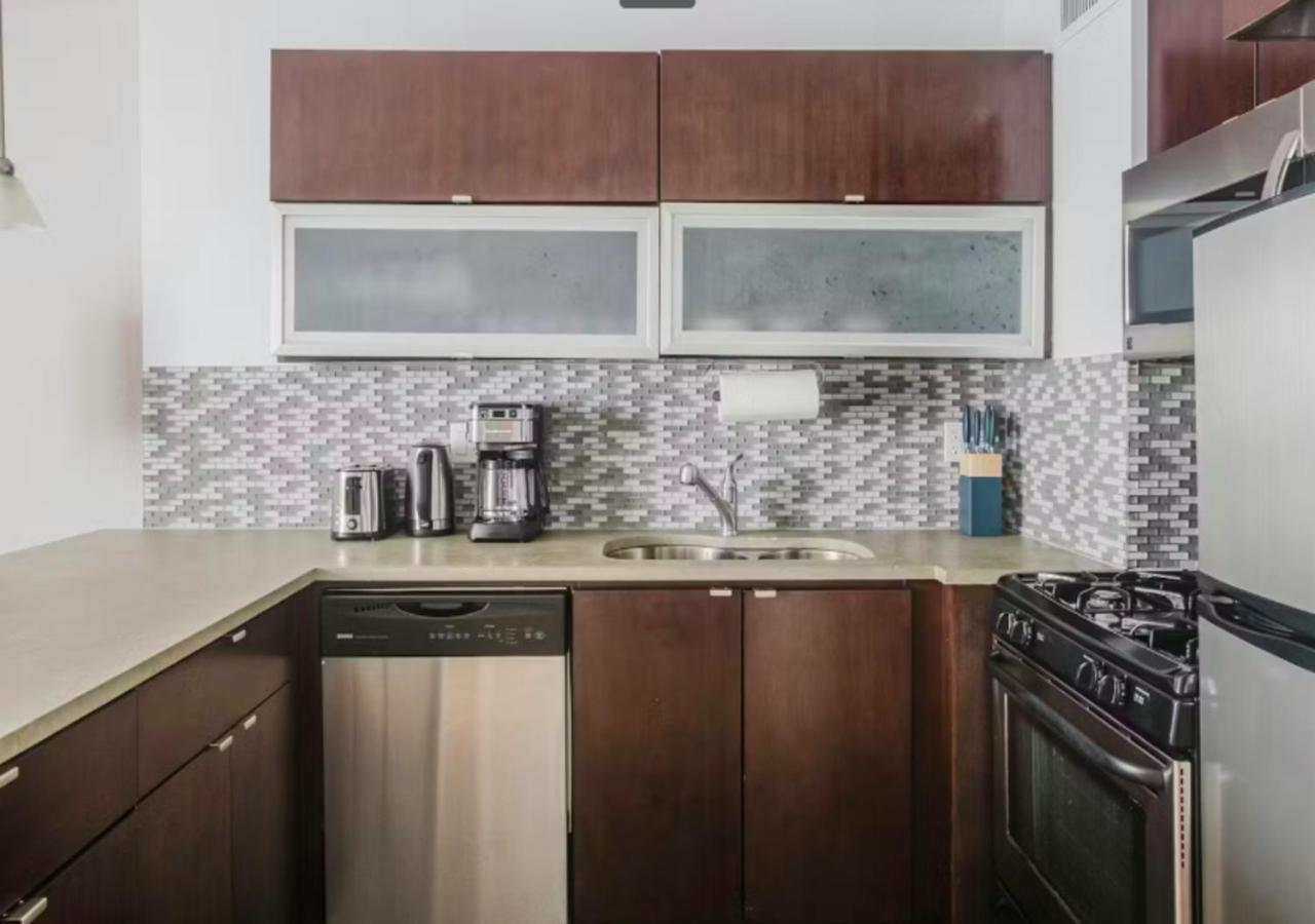 Apartment Chelsea 2br Gem! *