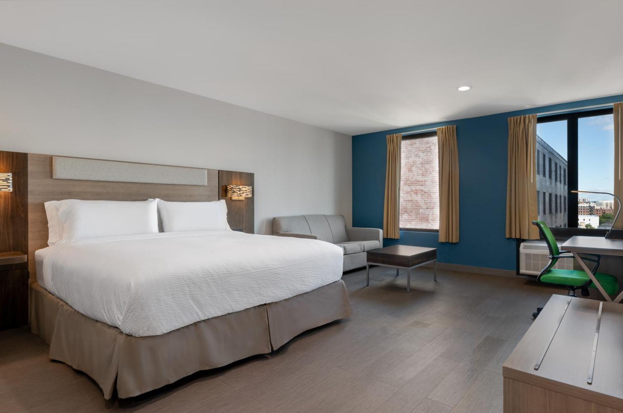 Express & Bronx - Zoo Area By Ihg
