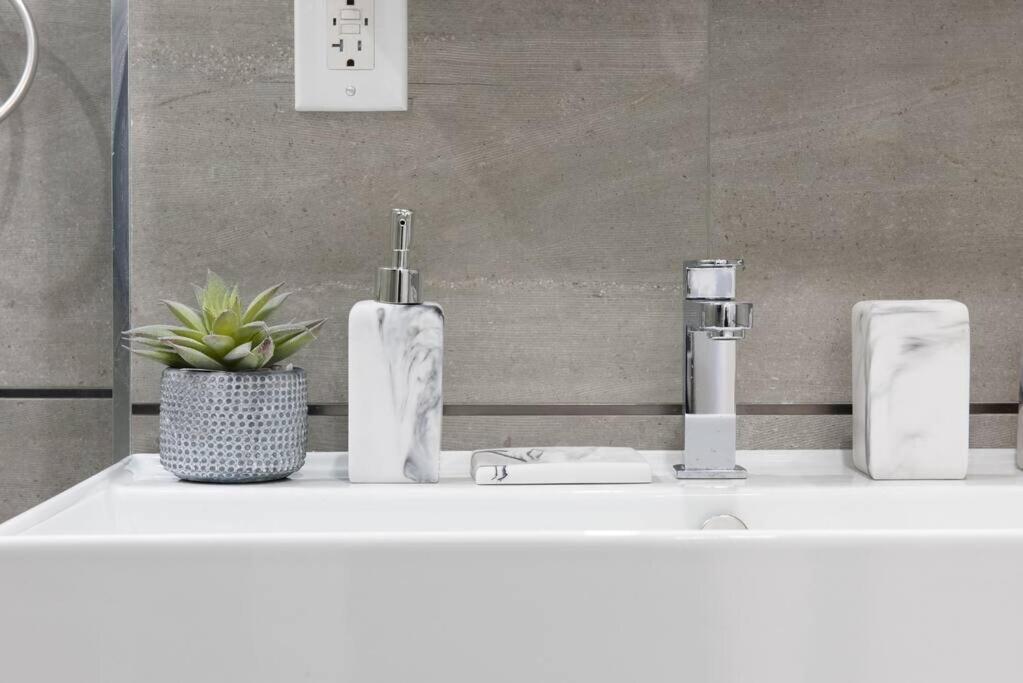 78-4d Quality 1br W&d Skylight By Park * New York