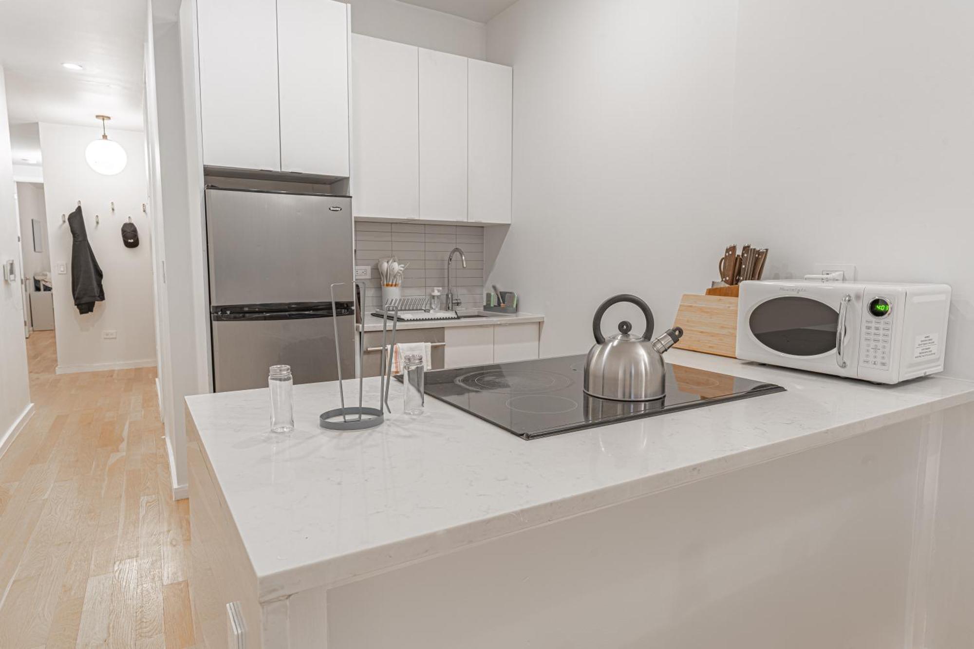 Stylish 2br Close To Williamsburg New York