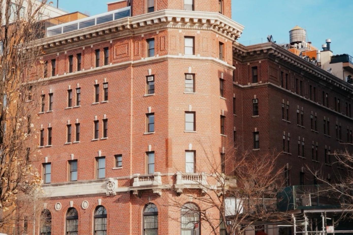 West Village Eurohostel 2*