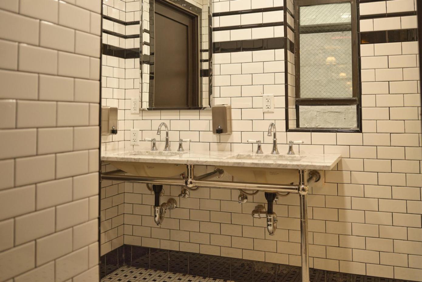 West Village Eurohostel Hotel 2*