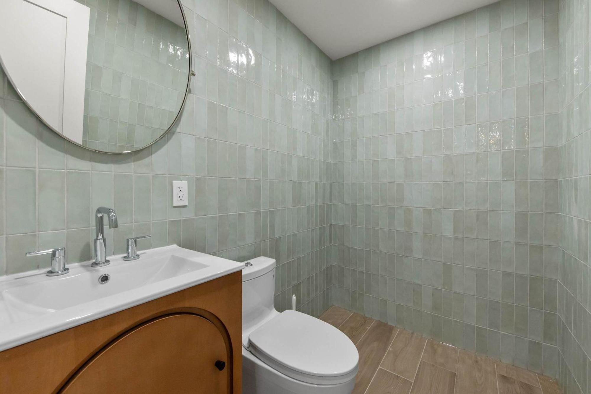 10-1 Stylish Townhouse Oasis In Greenpoint Holiday home New York