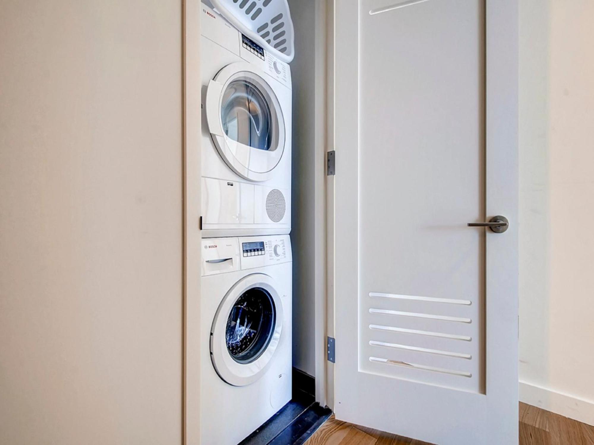 Global Luxury At Sky New York