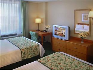 - Laguardia Airport Hotel New York