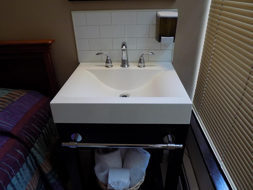 Americana 2* New York