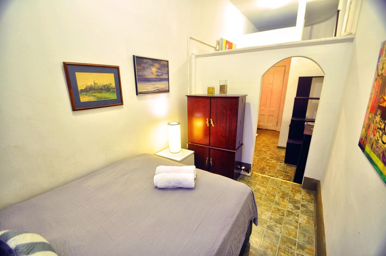 Chelsea Art Hostel *