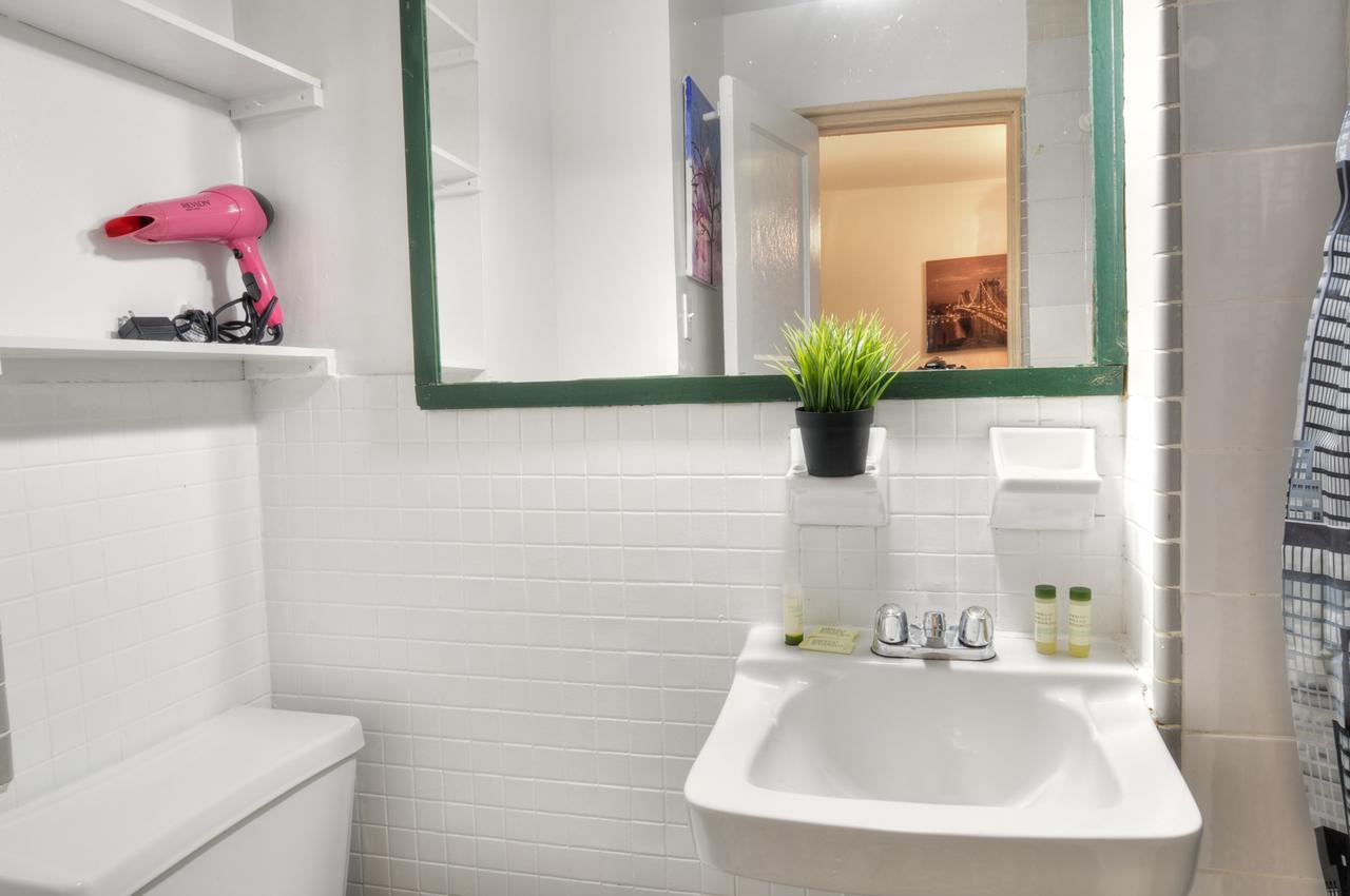 Chelsea Art Hostel New York