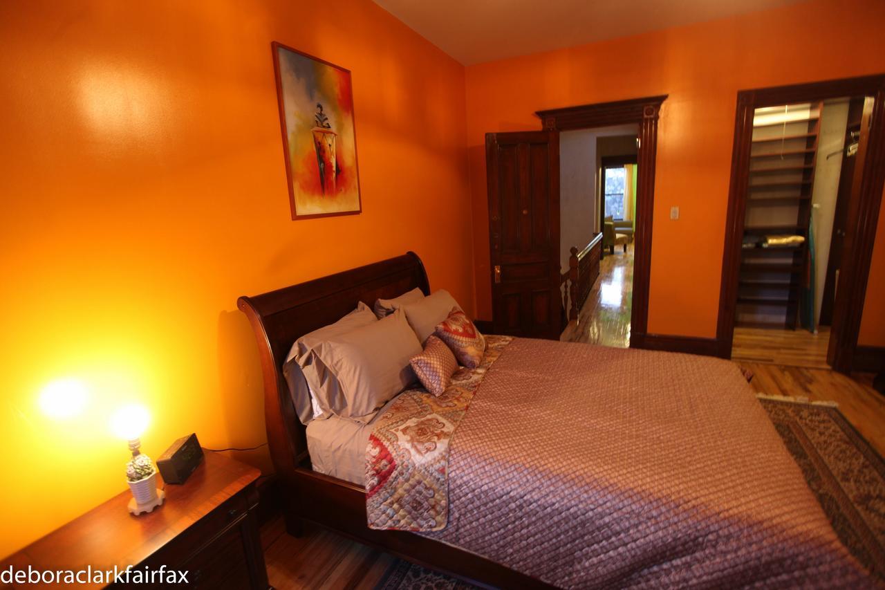 Richards Place Apartment