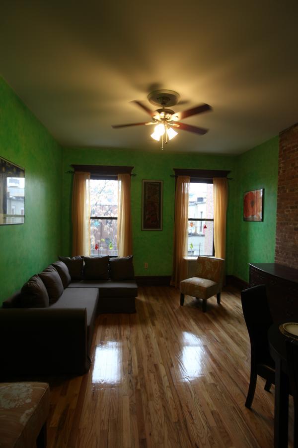 Apartment Richards Place New York