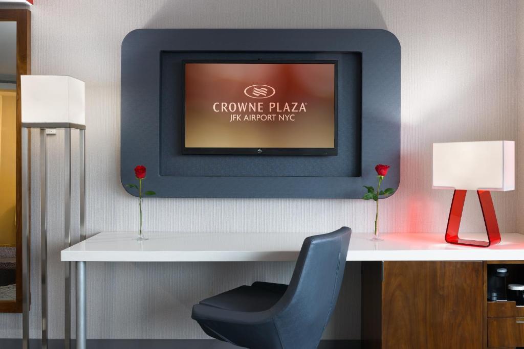 Hotel Crowne Plaza Jfk Airport City, An Ihg 4*