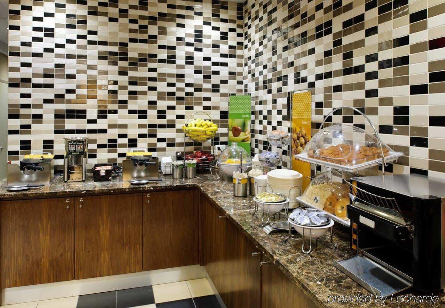 Hampton Madison Square Garden New York