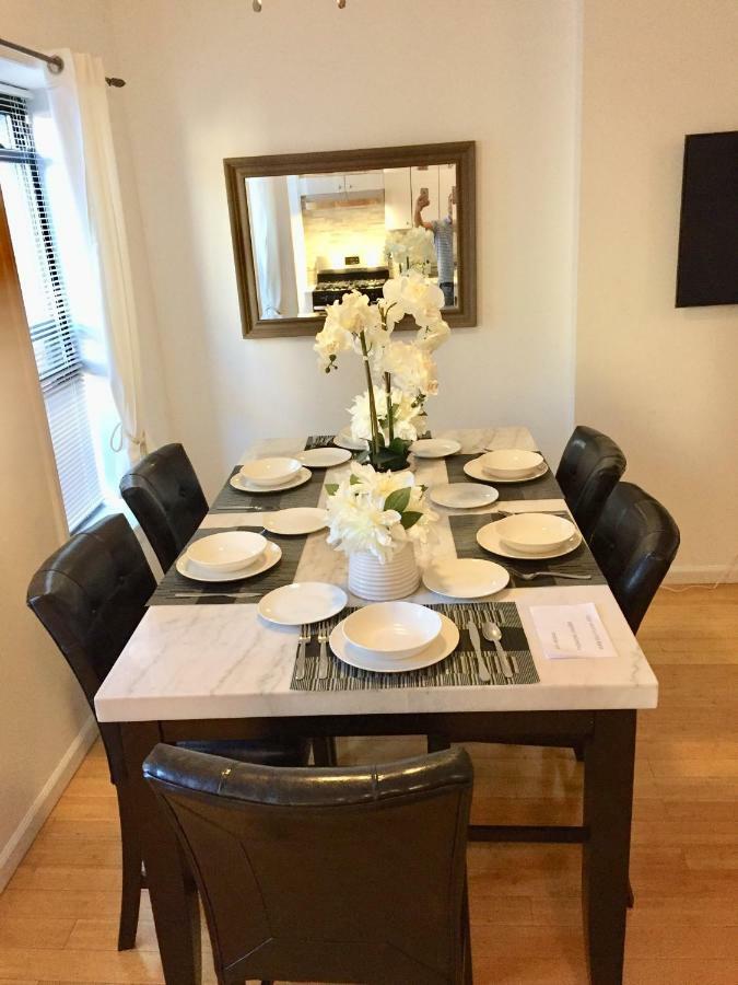 Totally Renovated Brownstone Apt. High Ceilings Appartement *