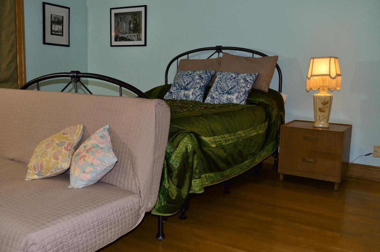 Harlem Jazz Getaway Mansion. Ferienhaus New York