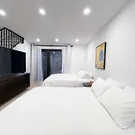 Private Garden Residence In Luxury Condominium