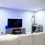 Apartment Brooklyn Retreat-ideal Getaway/movie Or Game Night New York