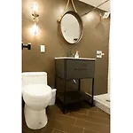 Apartment Brooklyn Retreat-ideal Getaway/movie Or Game Night