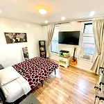 Apartment 2 Bedrooms Flat 5 Minutes From Times Square *