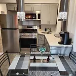 2 Bedroom Relaxation Of Staten Island