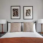 Ues 2br W Wd Gym Doorman Nr Cooper Hewitt Nyc-1117 *