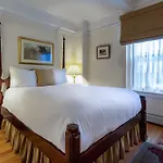 Roger Smith Hotel New York