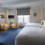 Hotel Roger Smith