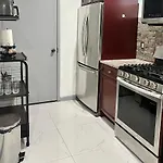 Ema\'S Guest House