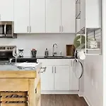 Restful Studio Apartment In Nyc!