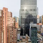 Midtown 1Br W Elevator Gym Nr Times Square Nyc-1350