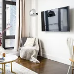 Spacious Upper East Side 1Bd Elevator Rooftop