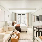 73-1004 New Uws Doorman Gym Apartment