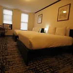 Hotel Night Broadway