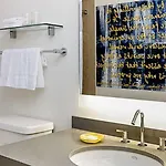 Lovely1Br Apartment In Midtown