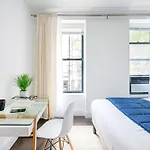 444-2C Newly Renovated 1Br In Hell\'S Kitchen