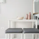 73-919 New Studio Uws Doorman Gym