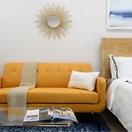 1597-9 Renovated Studio Prime Ues Wd In Unit