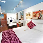 Hotel Chelsea Pines 3*