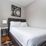 Renovated Lower Eastside 2br Washer Dryer Apartment New York
